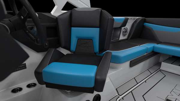 A22_Helm_Seat